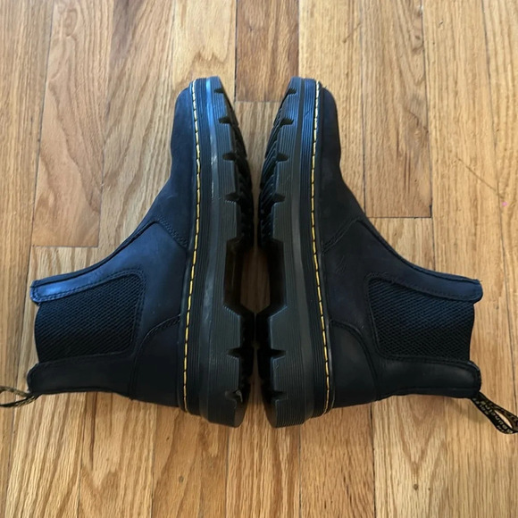 Dr Marten sz 7 Embury Chelsea boot black Wyoming leather in great pre owned cond - Picture 5 of 12